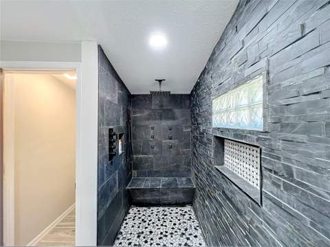 13426 Palm Drive, Astatula FL - photo 19 of 38