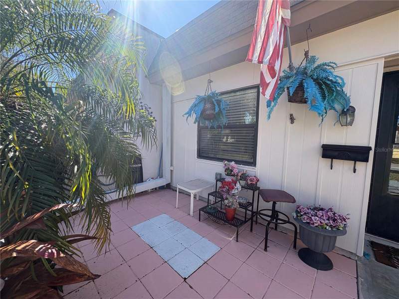 2 bedroom Villa at 1606 Flint Drive, Mission Hills Condo, Clearwater — photo 2