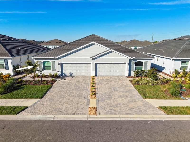 3 bedroom Villa at 18244 Cropside Trail, Star Farms At Lakewood Ranch, Bradenton — photo 1