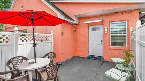 8301 Lopez Drive, Tampa FL - photo 14 of 63