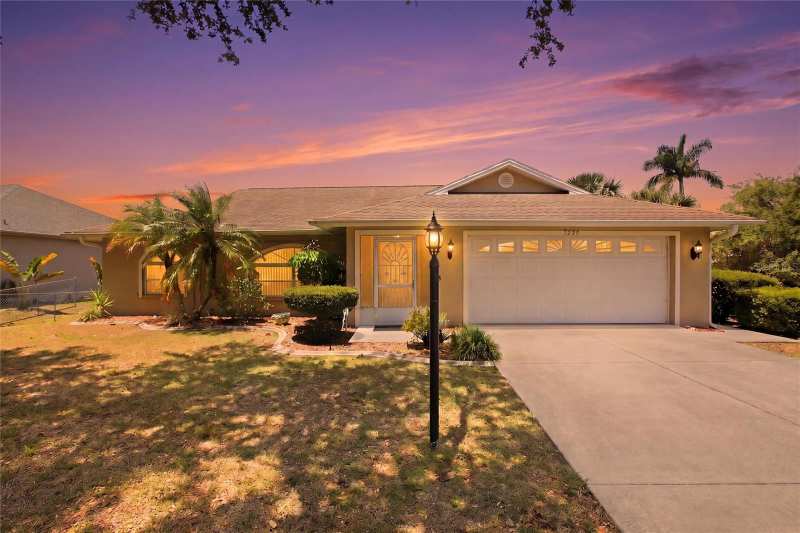 3 bedroom Single Family Residence at 1299 Tripoli Street, Port Charlotte Sub 10, North Port — photo 1