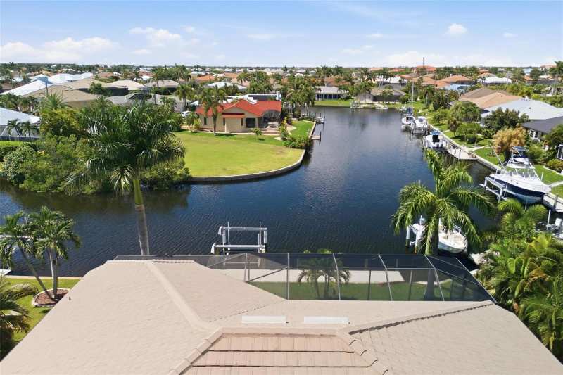 4 bedroom Single Family Residence at 1418 Kinglet Drive, Punta Gorda Isles Sec 14, Punta Gorda — photo 1