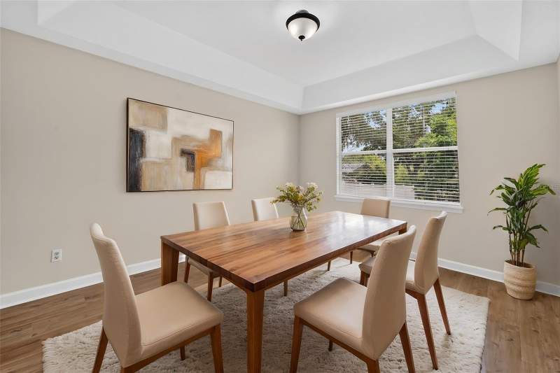 5 bedroom Single Family Residence at 166 W 11th Street, North Chuluota, Chuluota — photo 2
