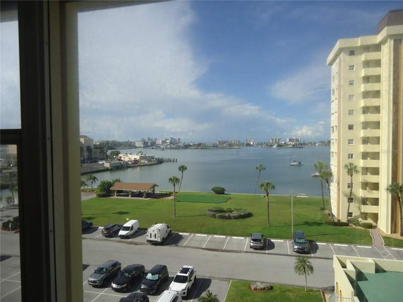 1 bedroom Condominium at 4550 Cove Circle #605, Washington Towers The Condo, St Petersburg — photo 2