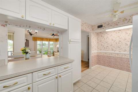 1882 Pine Ridge Way #C2, Palm Harbor FL - photo 14 of 28