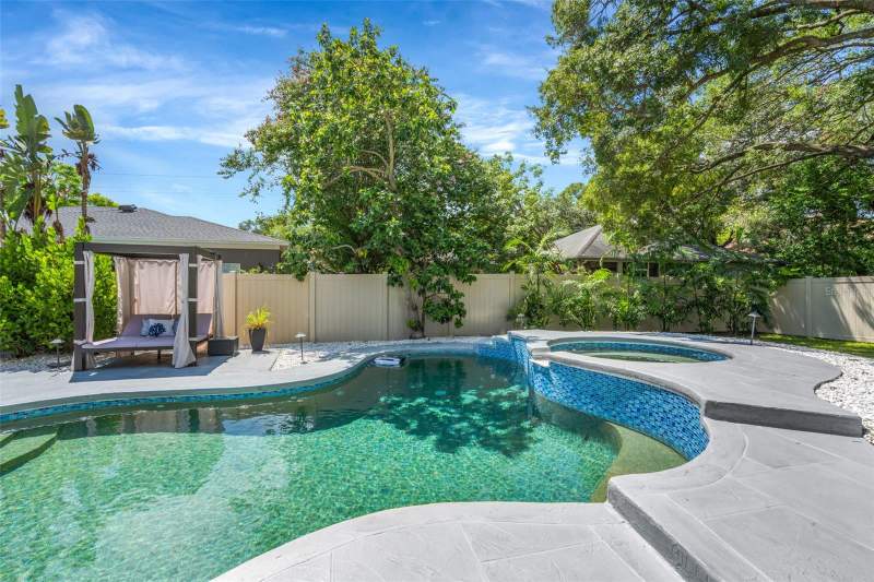 4 bedroom Single Family Residence at 3819 W San Miguel Street, Southland Add, Tampa — photo 4