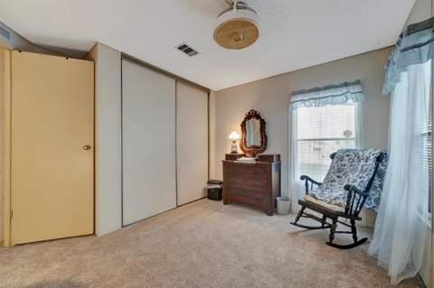 106 N Saint George Circle, Apollo Beach FL - photo 19 of 45