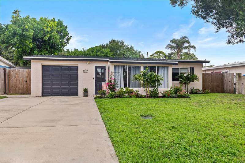 4 bedroom Single Family Residence at 5841 67th Avenue, Debra Heights Sub, Pinellas Park — photo 2
