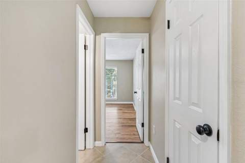 9481 Highland Oak Drive #814, Tampa FL - photo 8 of 67