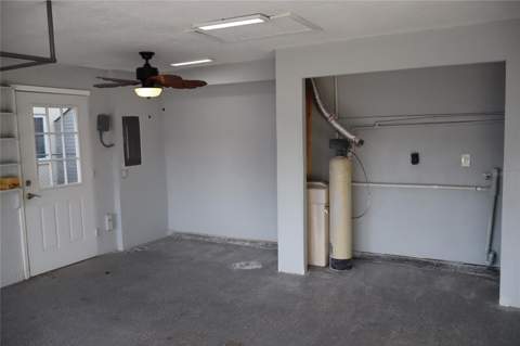 1019 Spindle Palm Way, Apollo Beach FL - photo 9 of 81