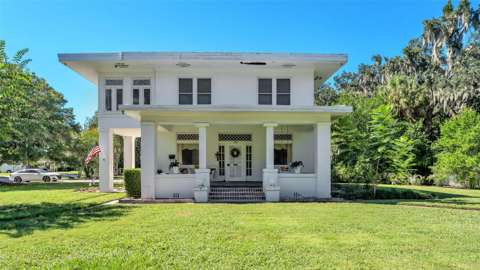 1095 S Broadway Avenue, home for sale on S Broadway Avenue