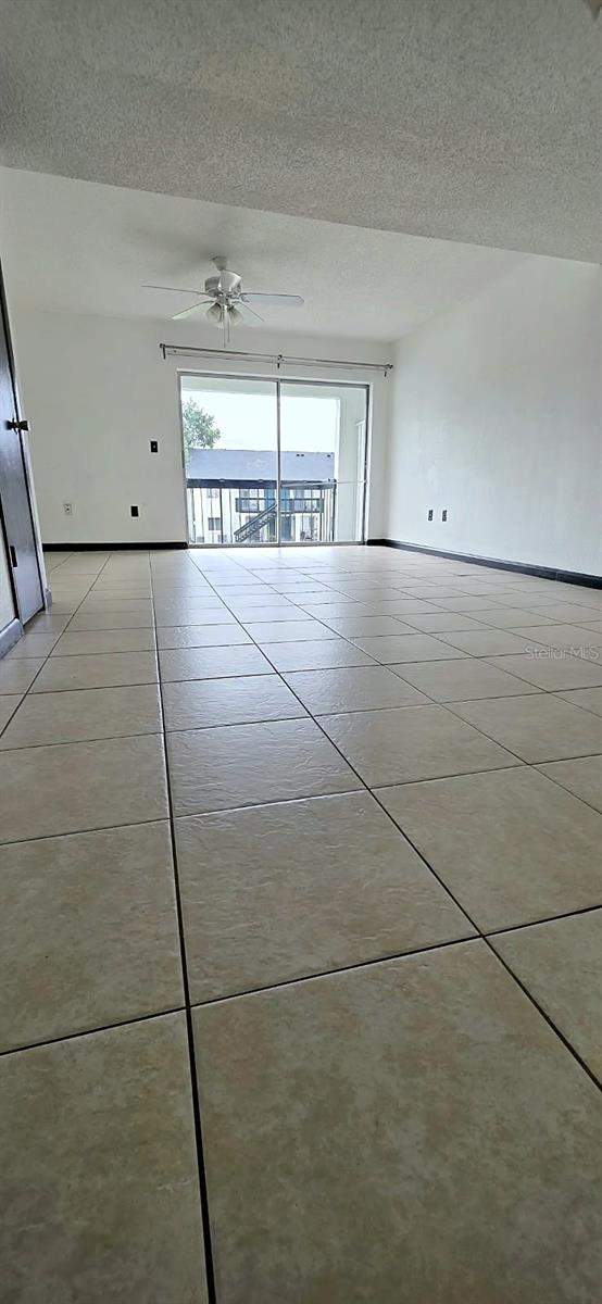 2 bedroom Condominium at 4149 S Semoran Boulevard #9, Avalion, Orlando — photo 4