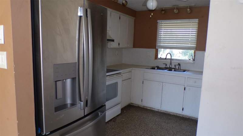 2 bedroom Single Family Residence at 22340 Nyack Avenue, Port Charlotte Sec 013, Port Charlotte — photo 4