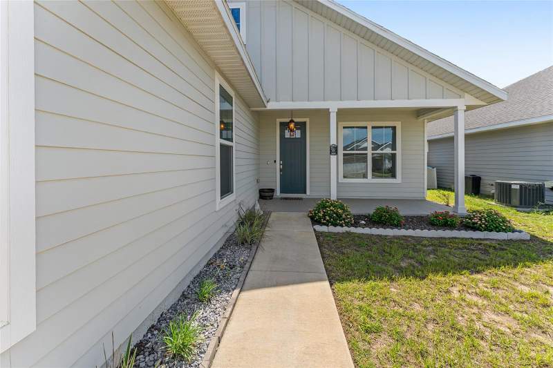 4 bedroom Single Family Residence at 12327 NW 159th Way, Savannah Station Ph 2A Unit 2 Pb 37 Pg 56, Alachua — photo 5