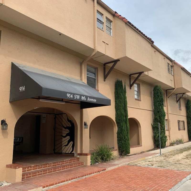 2 bedroom Condominium at 914 SW 8th Avenue #53, Lamancha, Gainesville — photo 1