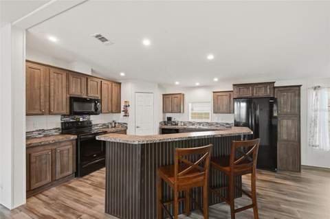 209 Ellsworth Drive, Kissimmee FL - photo 8 of 40