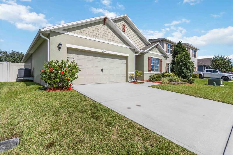 4 bedroom Single Family Residence at 4022 Silverstream Terrace, Riverbend At Cameron Heights, Sanford — photo 4