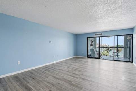800 S Gulfview Boulevard #403, Clearwater Beach FL - photo 8 of 54