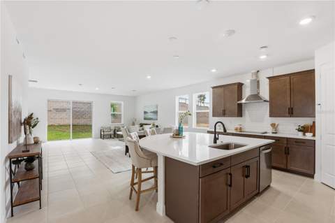 468 Veneto Circle, Clermont FL - photo 6 of 6