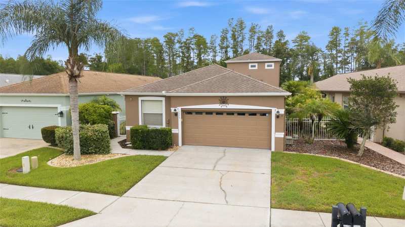 3 bedroom Single Family Residence at 7606 Berna Lane, Groves Ph 01A, Land O Lakes — photo 1