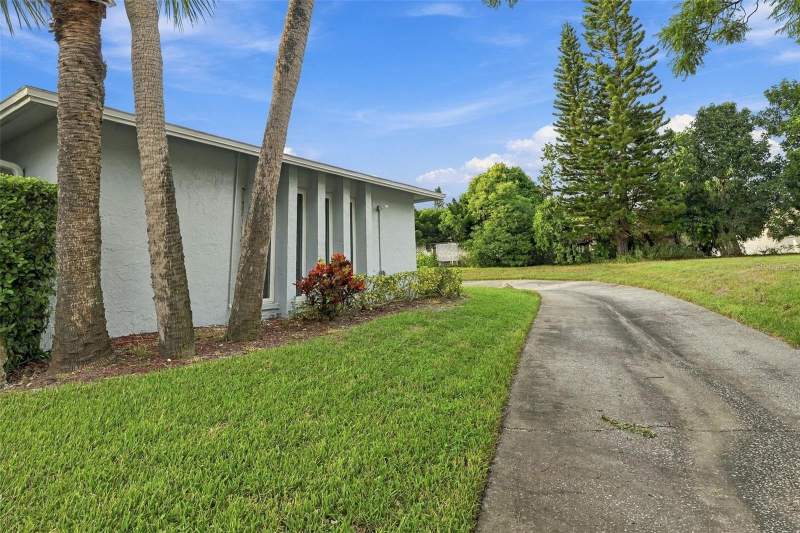 2 bedroom Villa at 1619 Whithorn Place #B, Highland Lakes Condo, Palm Harbor — photo 3