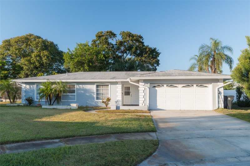 4 bedroom Single Family Residence at 4710 Shale Place, Bay Crest Park Unit 16, Tampa — photo 1