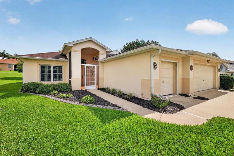 3 bedroom Single Family Residence at 5809 Bounty Circle, Tavares Royal Harbor Ph 03 Lt 350 Orb 02, Tavares — photo 1