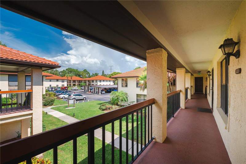 2 bedroom Condominium at 1109 Hammock Pine Boulevard, Hammock Pine Village, Clearwater — photo 4