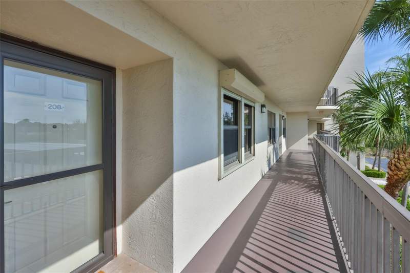 2 bedroom Condominium at 5400 Park Street #208, Island View South Condo, St Petersburg — photo 2