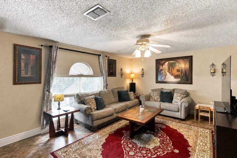 4 bedroom Single Family Residence at 1103 Soaring Osprey Way, Copper Ridge Tr G1, Valrico — photo 4
