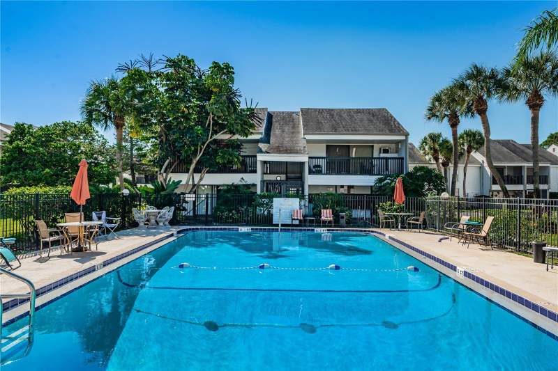 2 bedroom Condominium at 743 Haven Place #743, Palms Of Tarpon Spgs, Tarpon Springs — photo 2