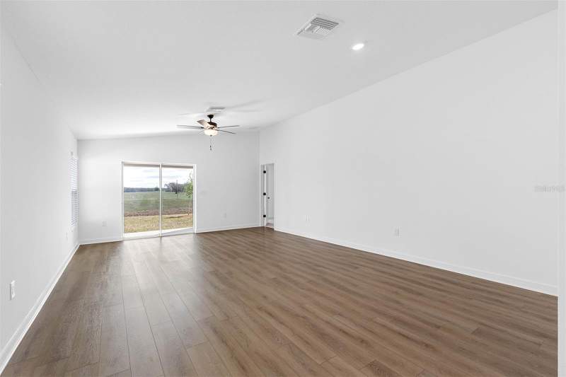 4 bedroom Single Family Residence at 5277 Cap Road, Trilby Crossings, Brooksville — photo 4