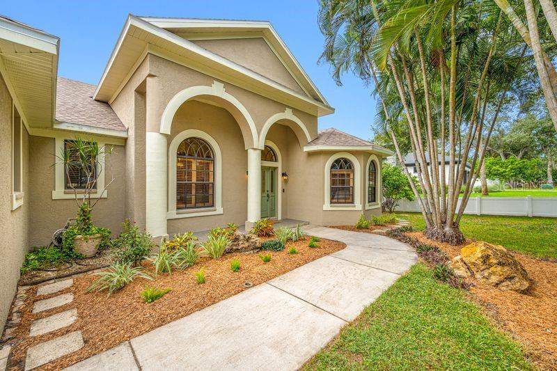 4 bedroom Single Family Residence at 114 Irwin St E, Water View Heights, Safety Harbor — photo 3