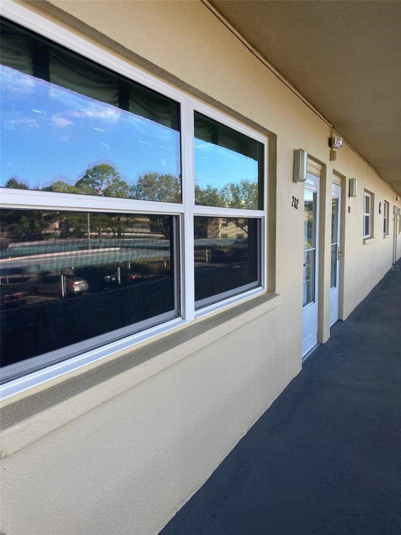 1 bedroom Condominium at 5750 80th Street #C202, Five Towns Of St Pete, St Petersburg — photo 3