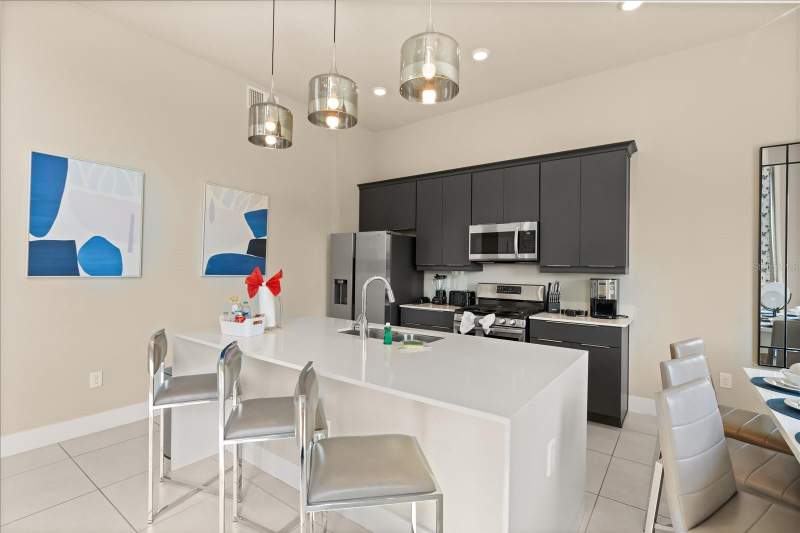 5 bedroom Condominium at 7770 Sandy Ridge Drive #218 Bldg 28 - Elevator, Spectrum At Reunion, Kissimmee — photo 4