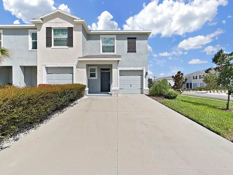 3 bedroom Townhouse at 3556 White Dandelion Court, Varrea Ph 1, Plant City — photo 1