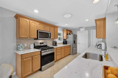 26860 White Plains Way, Leesburg FL - photo 14 of 42