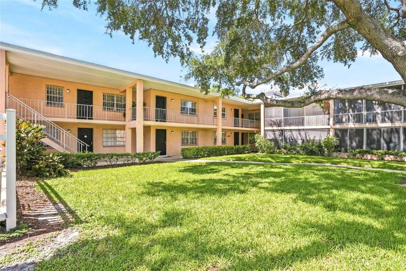 1 bedroom Condominium at 4702 Michael Court #142, Habana Park A Condo, Tampa — photo 2