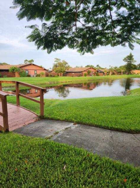2 bedroom Single Family Residence at 5573 Foxlake Drive, Foxmoor Lakes Ph 02, North Fort Myers — photo 1