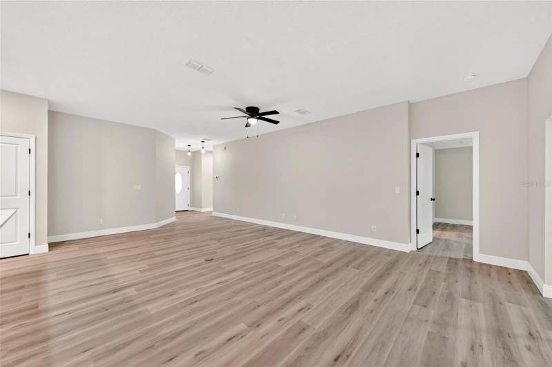 4 bedroom Single Family Residence at 2132 Pine Meadows Golf Course Road, Eustis Golfview Estates, Eustis — photo 4