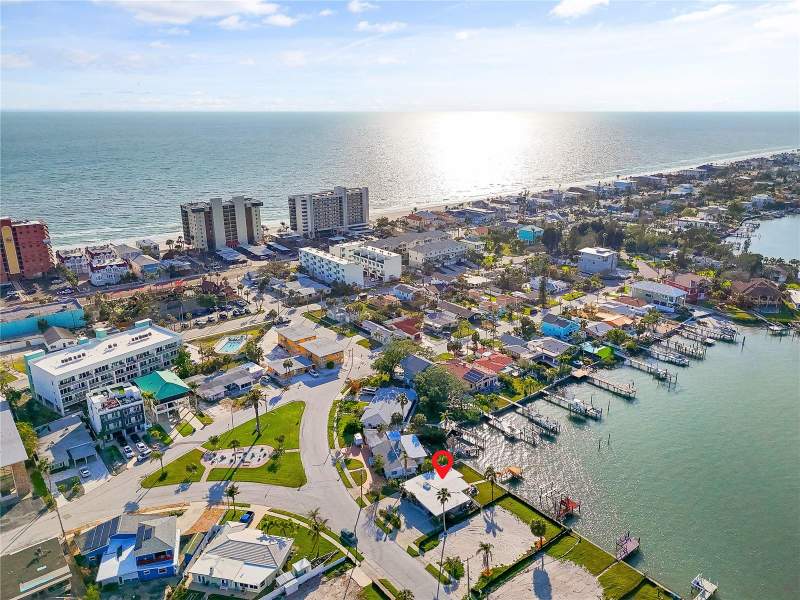 2 bedroom Single Family Residence at 15305 HARBOR DRIVE, LONE PALM BEACH 5TH ADD, MADEIRA BEACH — photo 1