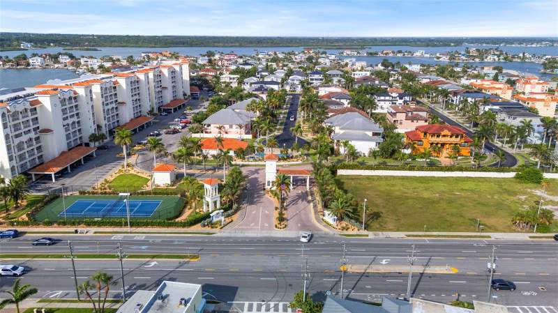 3 bedroom Condominium at 17717 Gulf Boulevard #604, Las Flores, Redington Shores — photo 5
