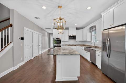 3615 W Renellie Circle, Tampa FL - photo 15 of 53