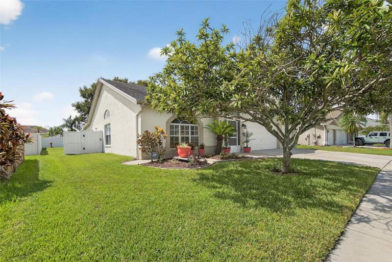 3 bedroom Single Family Residence at 13029 Prestwick Drive, Clubhouse Estates At Summerfie, Riverview — photo 5