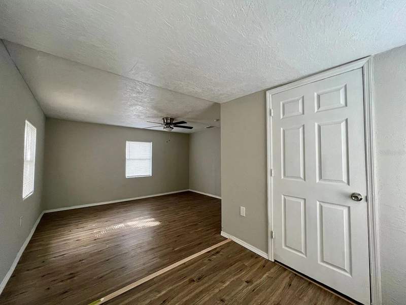 4 bedroom Single Family Residence at 2003 10th Street, Lakeview Heights, St Petersburg — photo 5