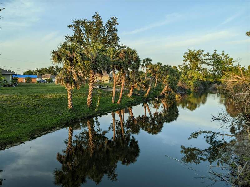 2 bedroom Single Family Residence at 21358 Burkhart Drive, Port Charlotte, Port Charlotte — photo 3
