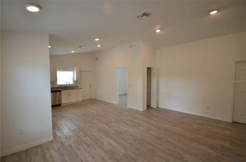 2225 Carver Avenue, Fort Myers FL - photo 8 of 18