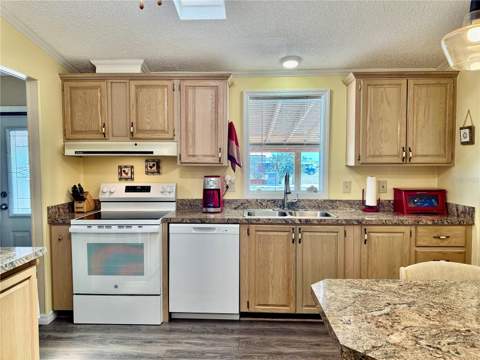 1415 Blue Heron Drive, Englewood FL - photo 8 of 32
