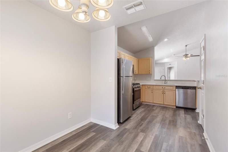 4 bedroom Single Family Residence at 7456 Oxford Garden Circle, Covington Park Ph 4A, Apollo Beach — photo 5