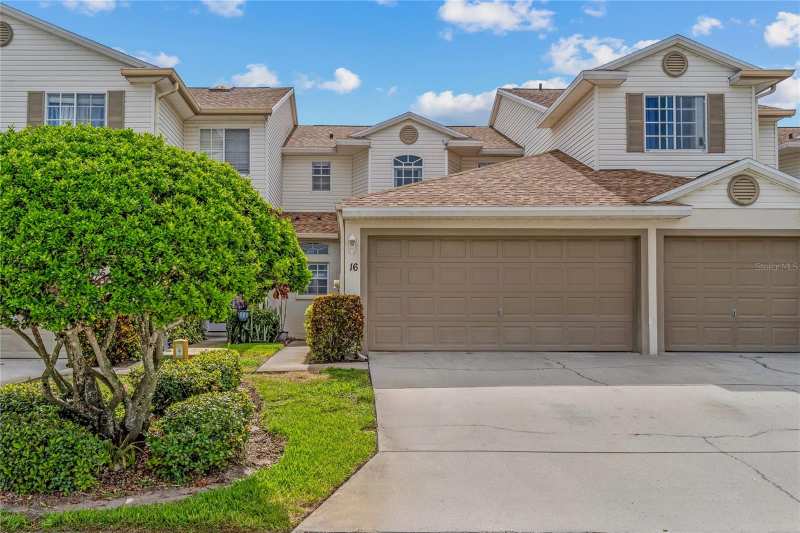 3 bedroom Townhouse at 6400 46th Avenue #16, Willow Lake, Kenneth City — photo 1